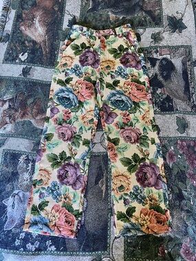Vintage 90’s Floral Tapestry High-Waist Pants